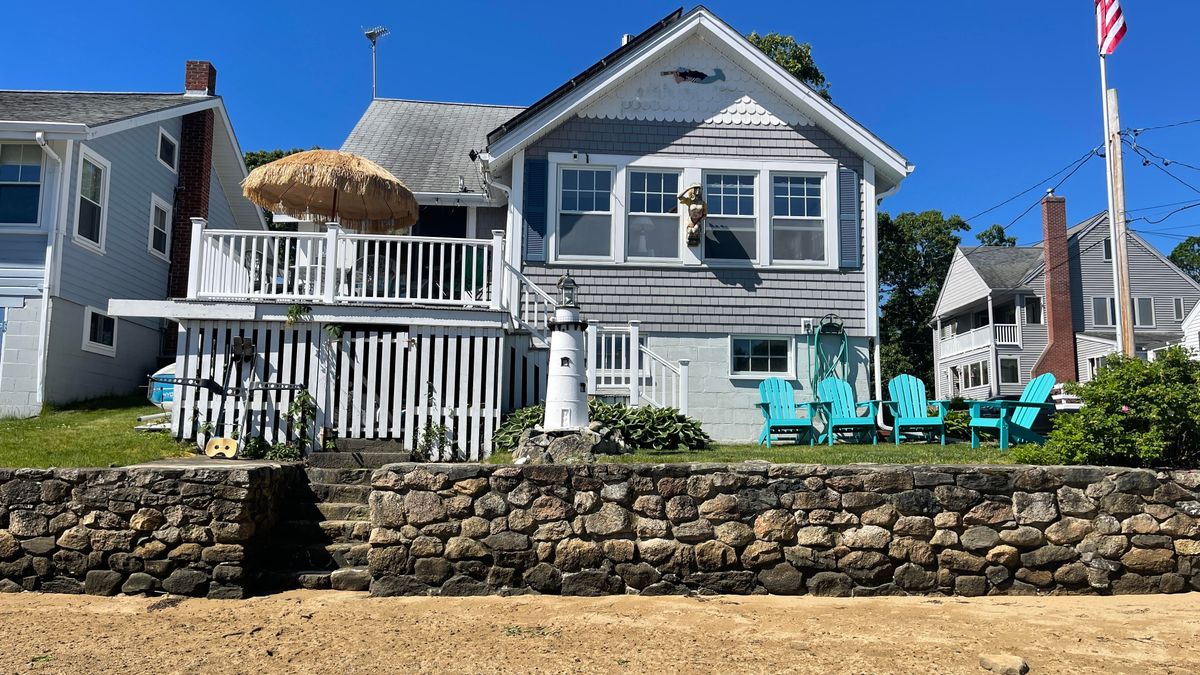 2 Cottage St, Wareham, MA 02571