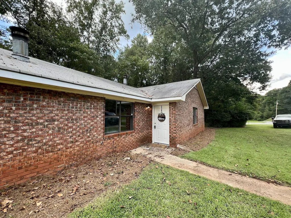 1290 White Oak Drive, Athens, GA 30606