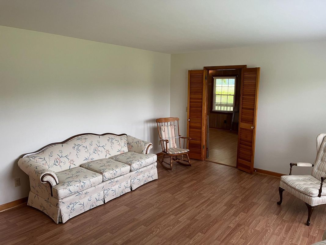 4530 Oakland Rd, Farnham, VA 22460