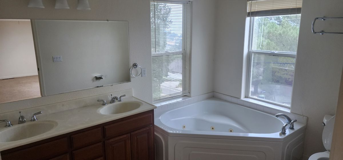 3605 Riviera West, Kelseyville, CA 95451