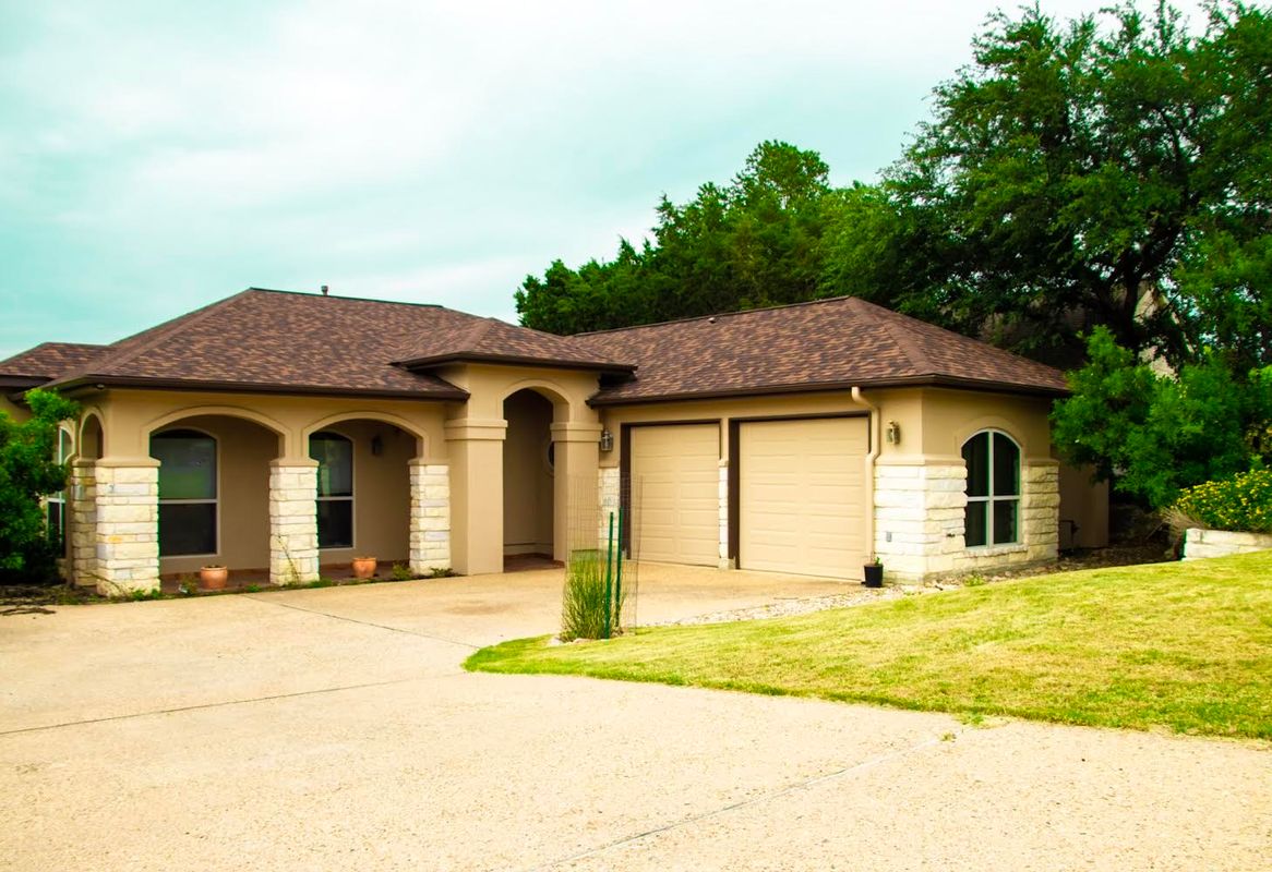 20600 Highland Lake Drive, Lago Vista, TX 78645