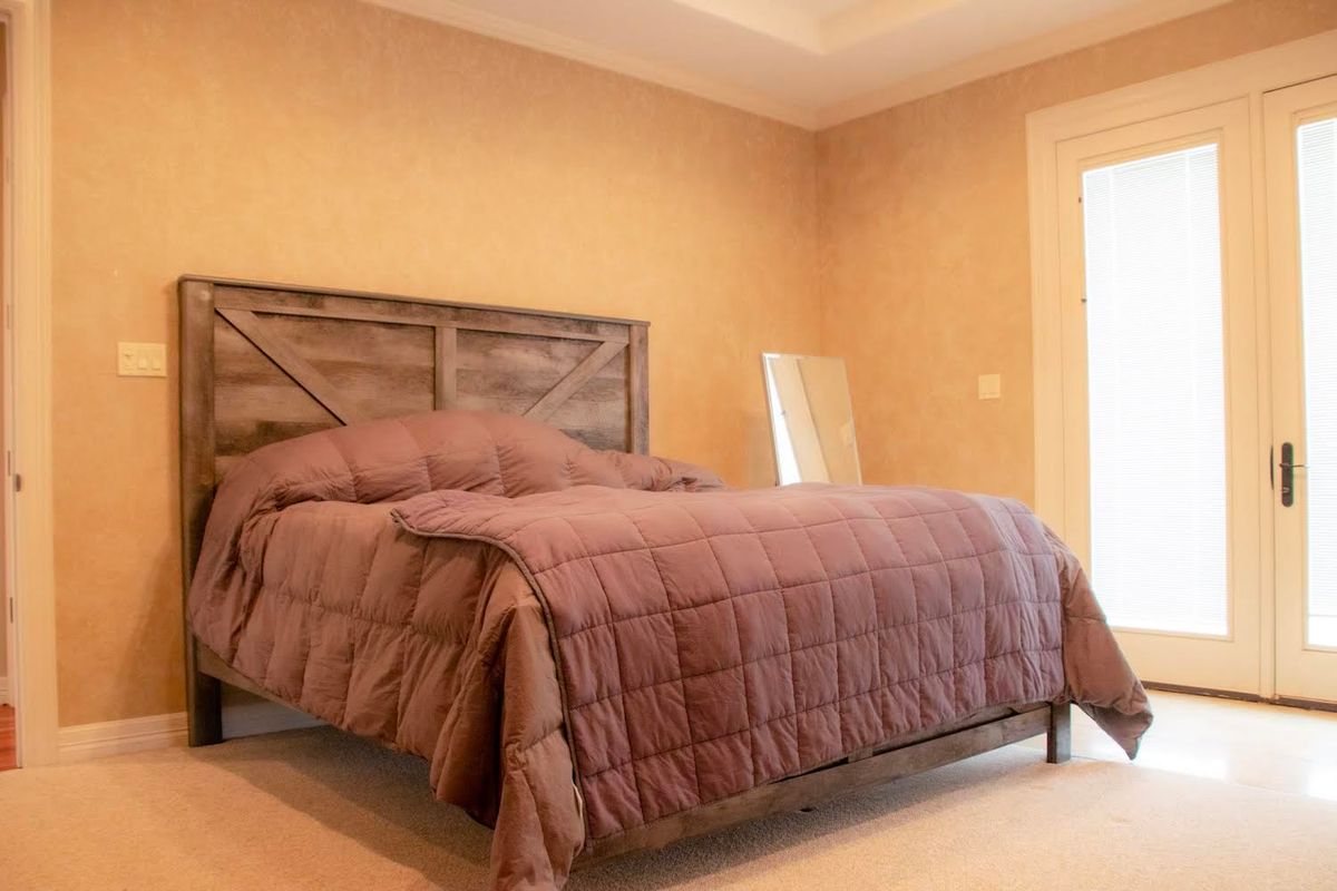 20600 Highland Lake Drive, Lago Vista, TX 78645