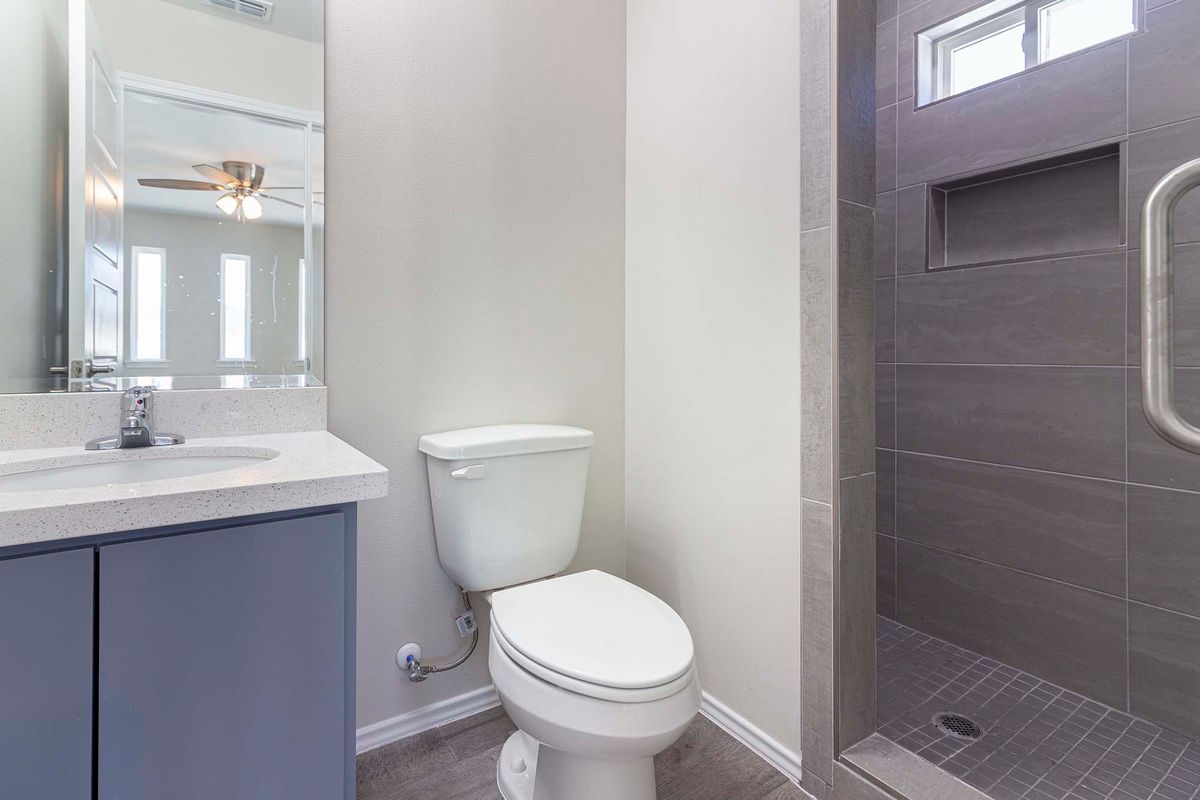 2815 E Price Rd, Brownsville, TX 78521